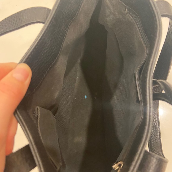 Cute Burberry bag! - Picture 4 of 5